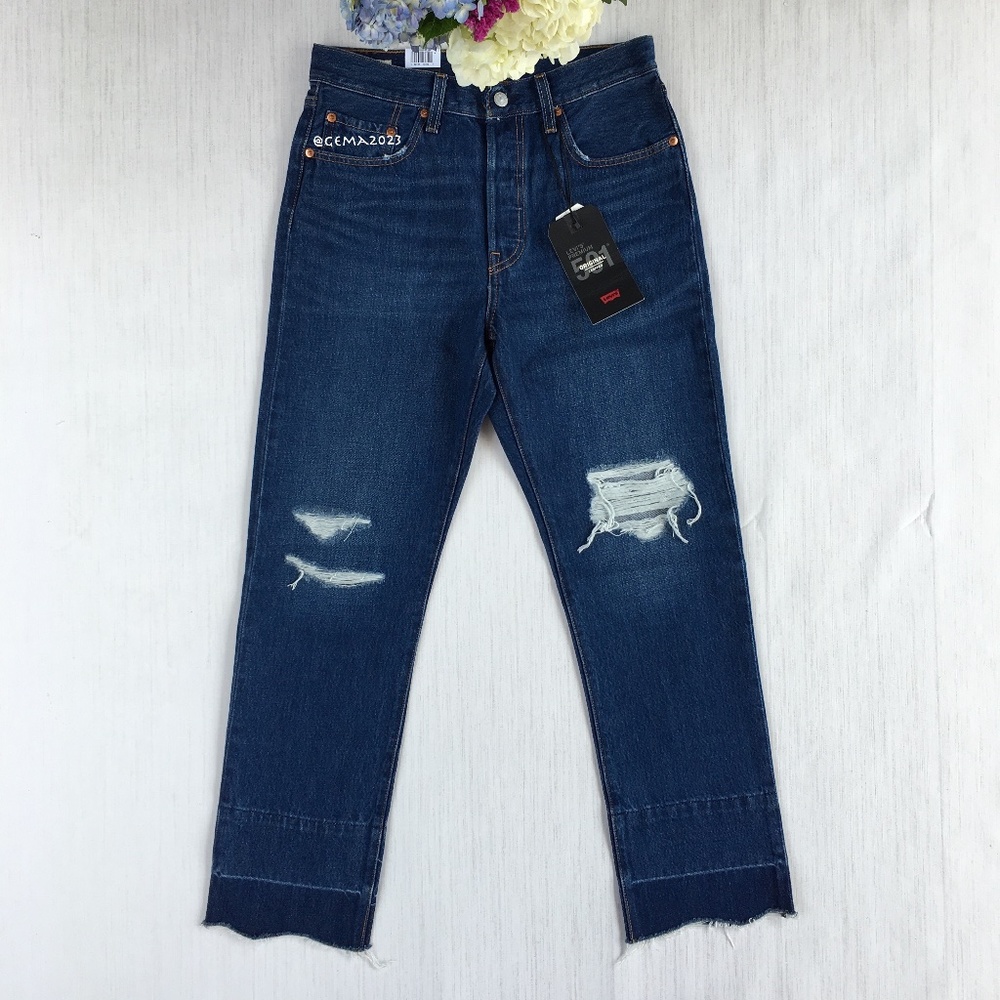 Levi's 501® Original Cropped Women's Jeans 30x28 - Picture 3 of 8